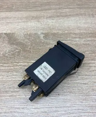 Audi A6 S6 C4 4A Windscreen/window heater switch 4A0941503E