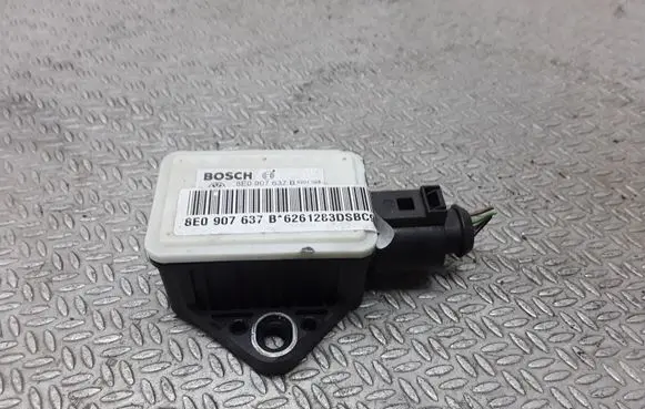 Audi A4 S4 B7 8E 8H ESP acceleration yaw rate sensor 8E0907637B