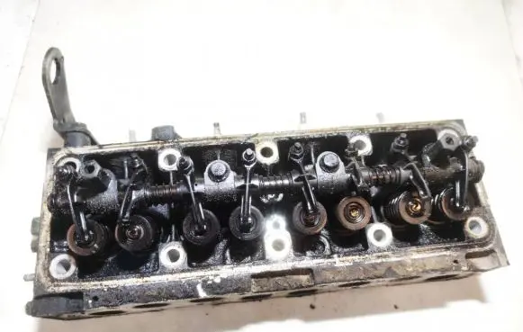 Renault Twingo I Engine head 