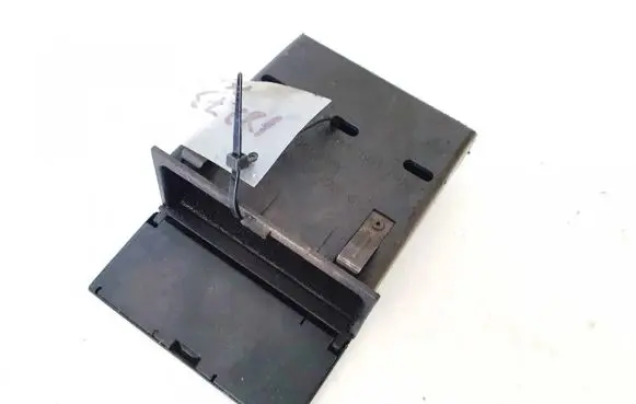 Audi A4 S4 B5 8D Car ashtray 8d0941561 8d0941561hbz