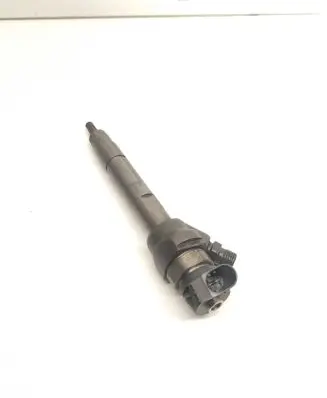 BMW 5 F10 F11 Fuel injector 7810702