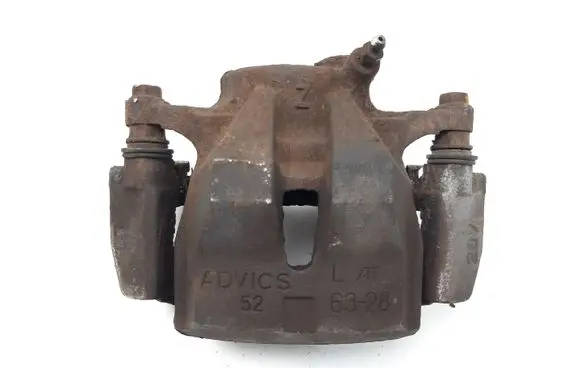 Toyota RAV 4 (XA30) Front brake caliper