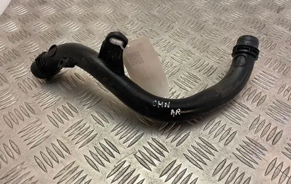 Engine coolant pipe/hose