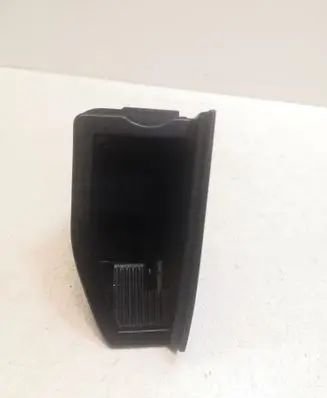 Mercedes-Benz E W211 Rear door ashtray A2118100133