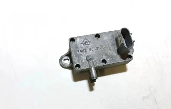 Ford Mondeo MK II Air pressure sensor f48e9j460bb f48e-9j460-bb