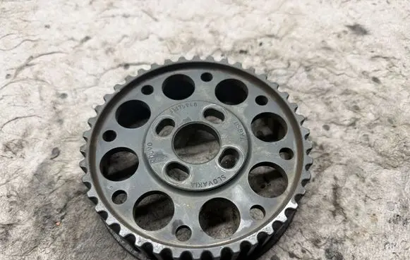 Volvo V60 Camshaft pulley/ VANOS 31375948