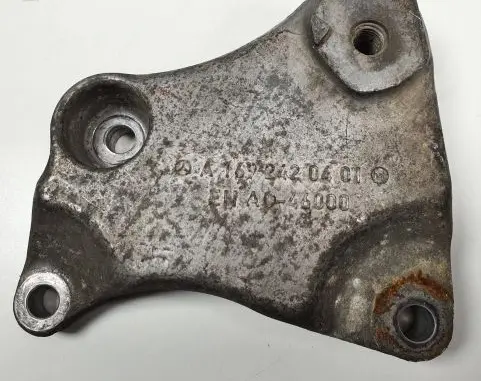 Mercedes-Benz A W168 Gearbox mounting bracket A1692420401