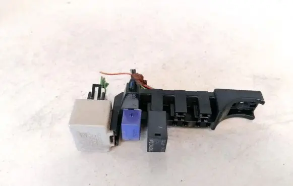 Toyota Avensis T250 Fuse box set