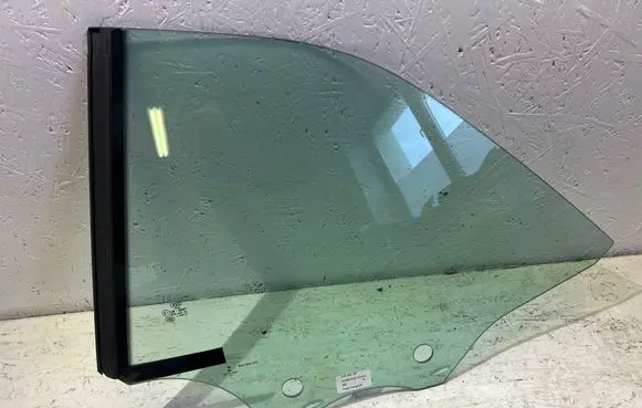 Audi A5 Rear door window glass 8W7845297 AU495