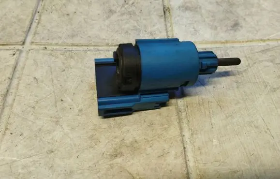 Clutch pedal sensor