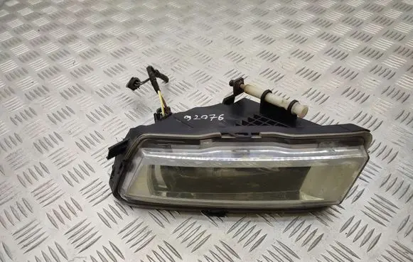 Volkswagen PASSAT B7 USA Front fog light 56D941699