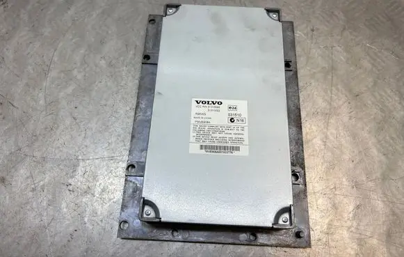 Volvo XC90 Sound amplifier 31310000