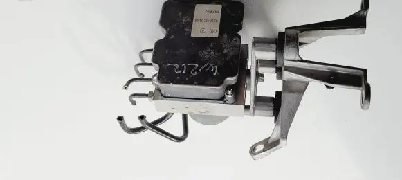 Mercedes-Benz E W212 ABS Pump A2124310148