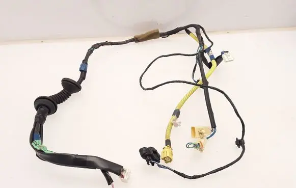 Toyota RAV 4 (XA20) Front door wiring loom 8215142820D AB15142820 4J260590Z