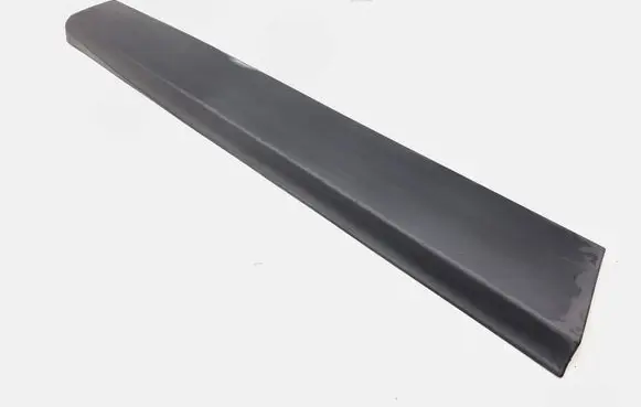 Chevrolet Trax Front door trim (molding) 95157442