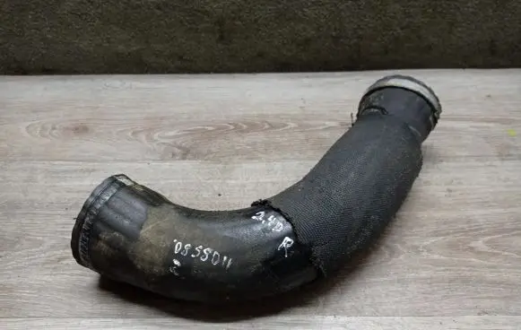 Volvo S80 Intercooler hose/pipe