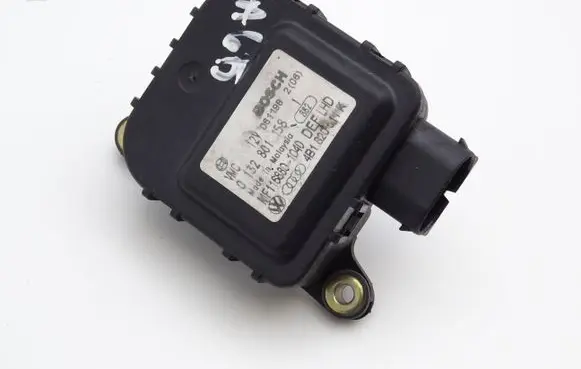 Audi A6 S6 C5 4B Air flap motor/actuator 4B1820511K 0132801158