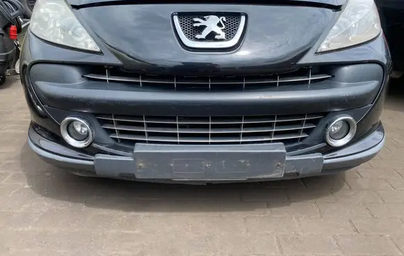 Peugeot 207 Front bumper