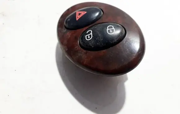 Rover 75 Hazard light switch FJV101480