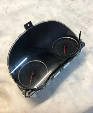 Mitsubishi Eclipse Cross Speedometer (instrument cluster) 8100c412