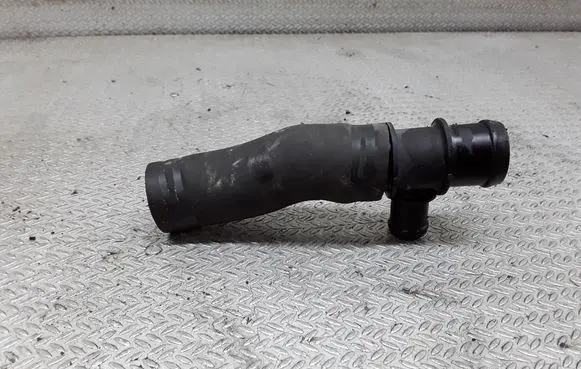 Audi A3 S3 8P Engine coolant pipe/hose
