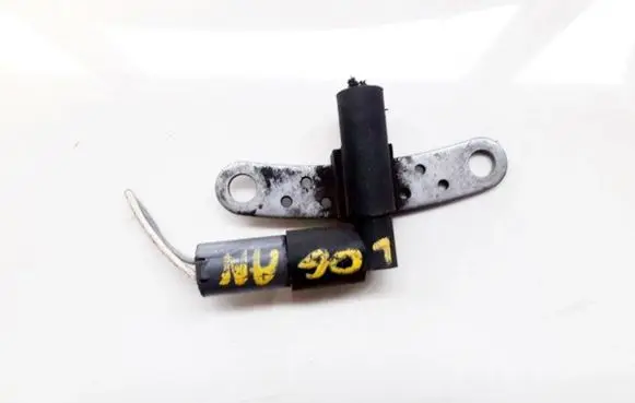 Renault Clio I Crankshaft position sensor 8200436025 s119915001c