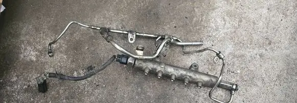 Mitsubishi Pajero Fuel main line pipe