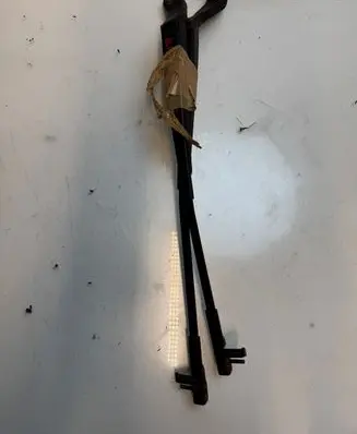 Ford Galaxy Front wiper blade arm 321123