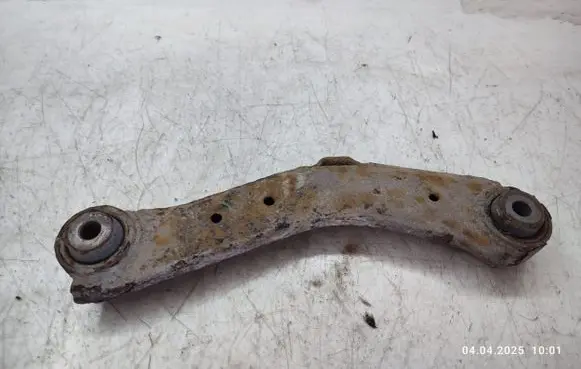 KIA Sorento Rear control arm