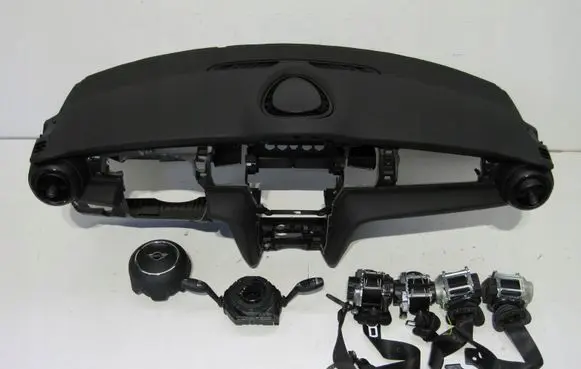 Mini One - Cooper Clubman R55 Radio/GPS head unit trim 