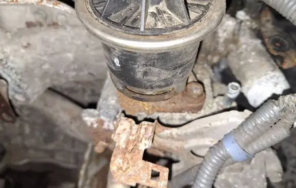 Honda FR-V EGR valve 390285 3166f