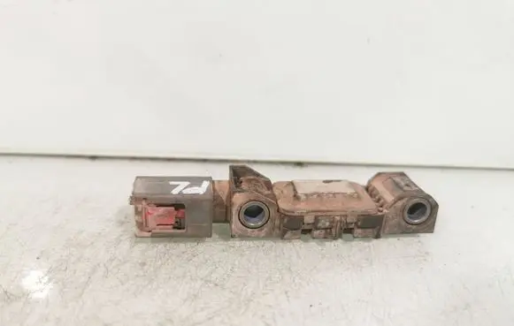 Jeep Grand Cherokee (WK) Airbag deployment crash/impact sensor 3208302947