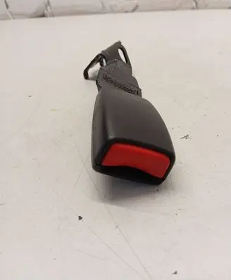 Cadillac CTS Rear seatbelt buckle 2020507