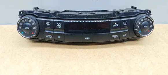 Mercedes-Benz E W211 Climate control unit 2118300890