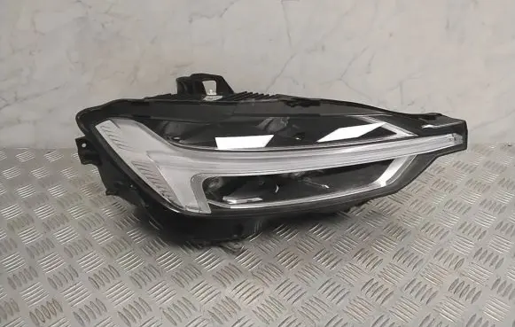 Volvo XC60 Headlight/headlamp 31420418