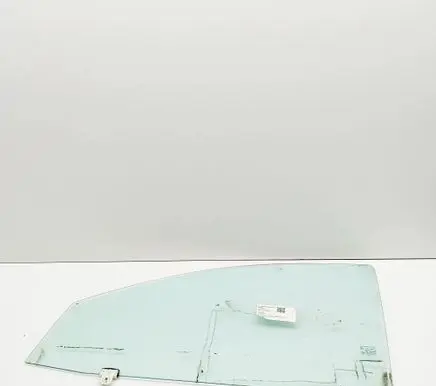 Mitsubishi L200 Front door window glass four-door 5706A601 43R008612
