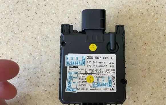 Skoda Octavia Mk4 Blind spot module 2Q0907686G