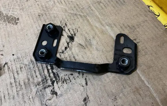Ford Bronco Front bumper mounting bracket M2DB-17B757-AC M2DB17B757AC