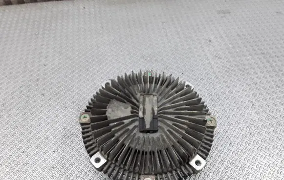 Mitsubishi Pajero Viscous fan clutch 