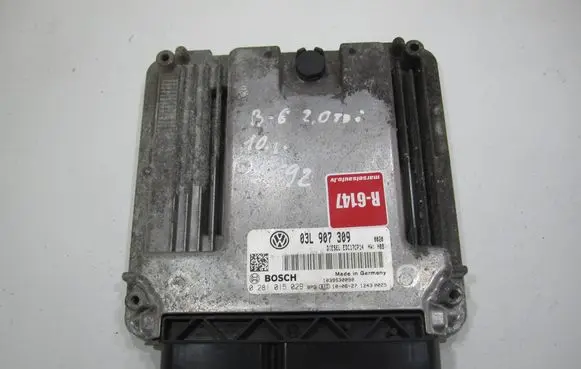Volkswagen PASSAT B6 Engine control unit/module 03L907309 1039S30090 EDC17CP14