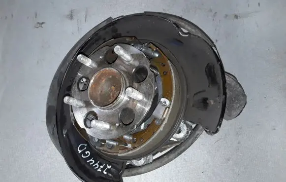 Honda CR-V Rear wheel hub