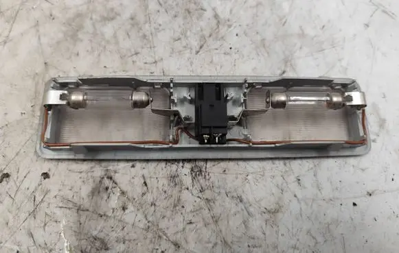BMW 5 E39 Other interior light 6G04