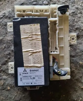 Mitsubishi Colt Other control units/modules 8637A171 5WK451031