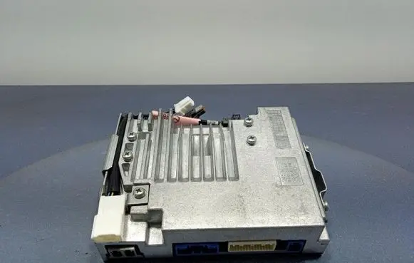 Mazda 3 II Aerial antenna amplifier BHS3669C0