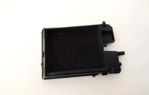 Volkswagen PASSAT B6 Glove box