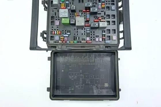 Chevrolet Corvette C7 Fuse box set 22887724