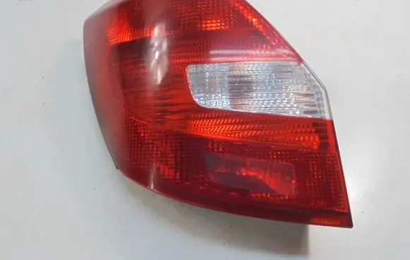 Skoda Fabia Mk2 (5J) Rear/tail lights 5J6945111