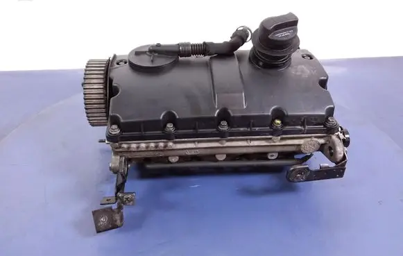 Seat Toledo II (1M) Engine head 