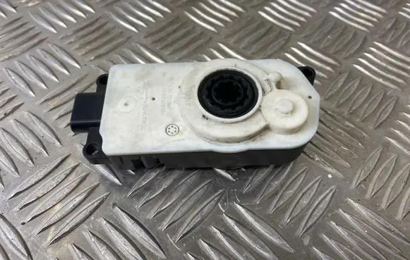 BMW X5 G05 Radiator active air flap actuator 5811R1000 9881645