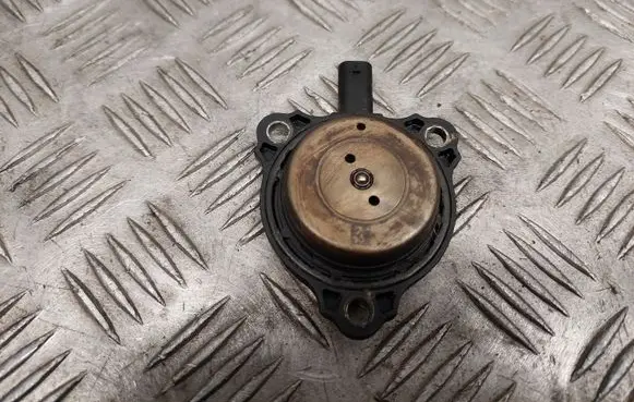 Mercedes-Benz GL X166 Camshaft vanos timing valve A2761560490